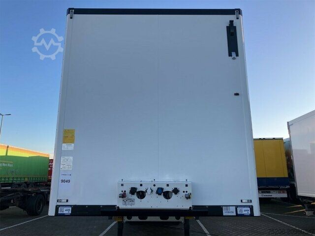 Special purpose truck Krone Cool Liner  SDR 27 eL4-MT