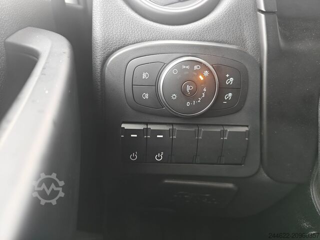 Refrigerated truck Ford Truck F-Line E 6x2 - Garantie 2+0 jaar