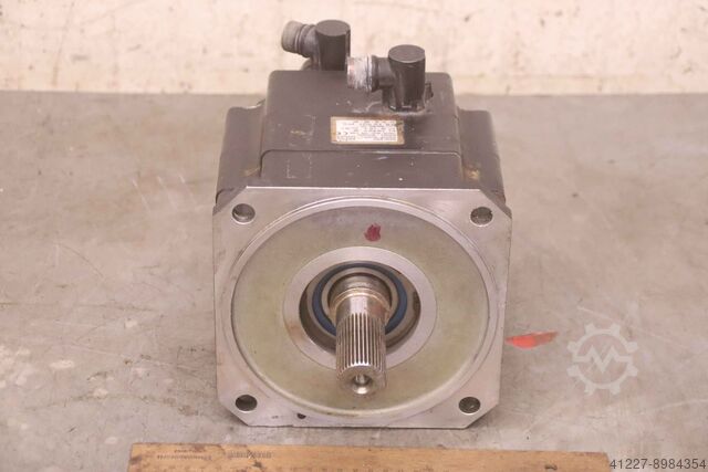 Servomotor KUKA 1FK6100-8AF91-1ZZ9-Z S09