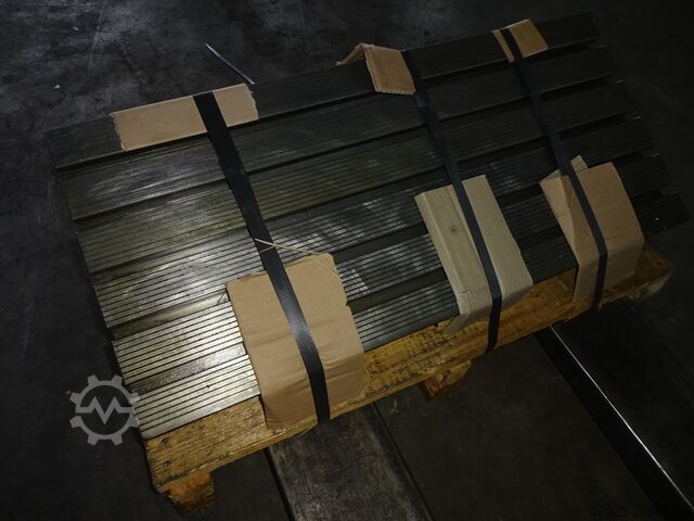 Angle table Universalfräsmaschine - Fester Tisch