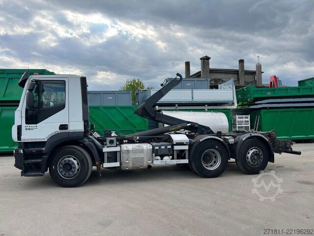 Abrollkipper IVECO IVECO STRALIS 360 AD260SY SCARRABILE 3 ASSI