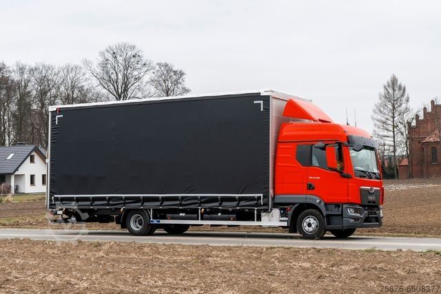 Flatbed truck with tarp MAN TGL 12.250 / 780cm x 248cm x 300cm
