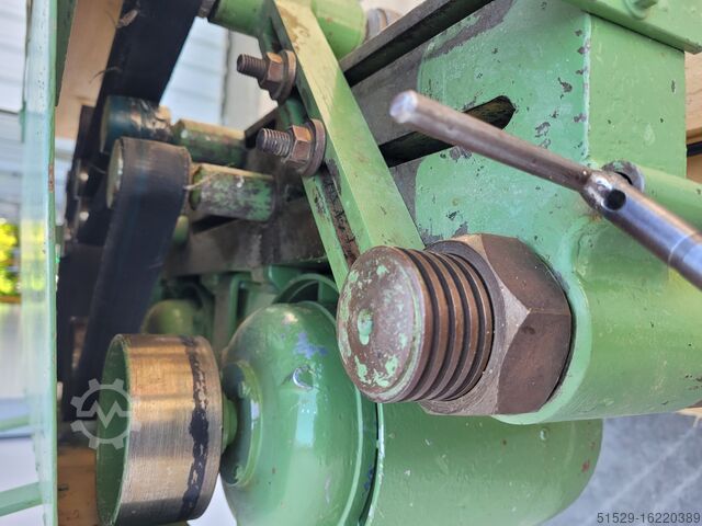 Multi-spindle drilling machine  