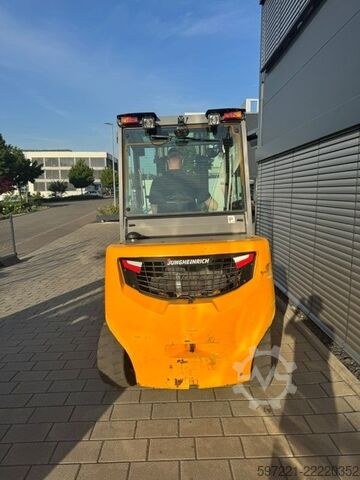 Diesel Forklifts Jungheinrich DFG 545s