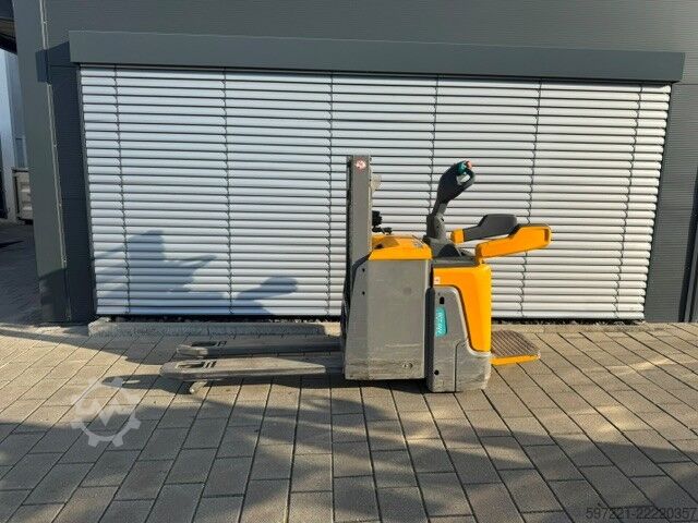 Pallet Stackers Jungheinrich ERD 220