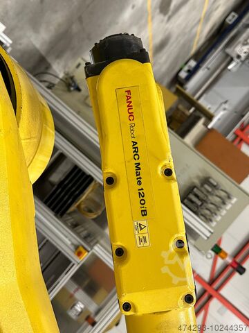 5 - Achs Vertikal-Bearbeitungszentrum Stama MC 331/S