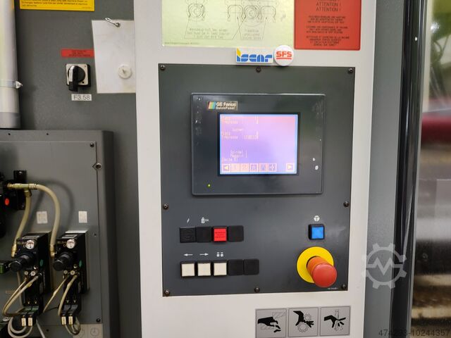 5 - Achs Vertikal-Bearbeitungszentrum Stama MC 331/S