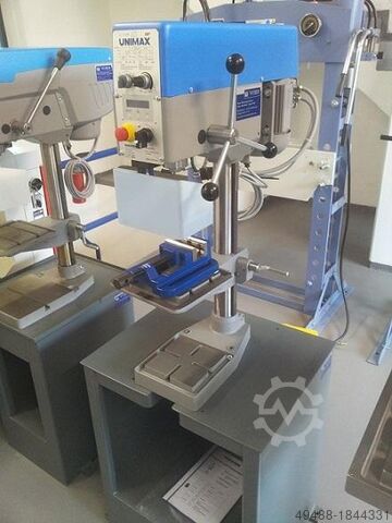 Bench drill with Gewindeschneidein. Maxion Unimax 1 TAP