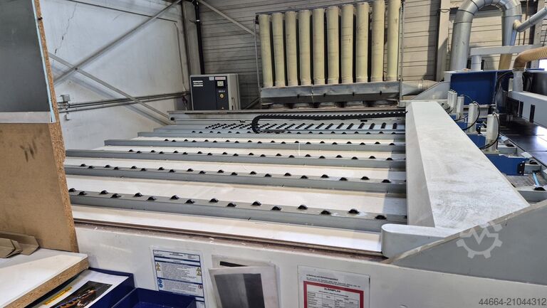 Plattenaufteilsäge HOLZMA HPP 250/44/44