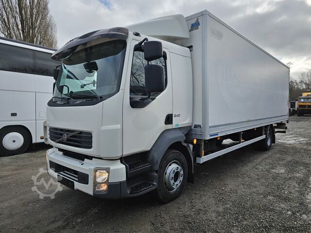 Box truck Volvo FL240 4x2 Ladeborwand