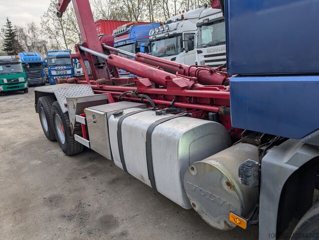 Roll-off tipper truck Volvo FH16 6X4 610HP HYVA Blatt/Luft Manuell