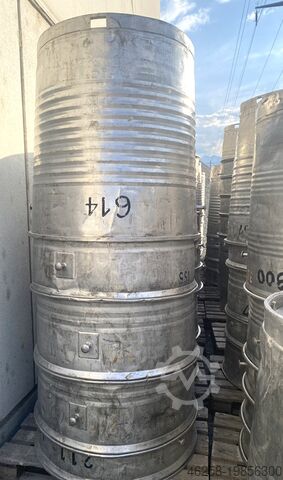 126 Traubenstanden aus Edelstahl 680 Lit