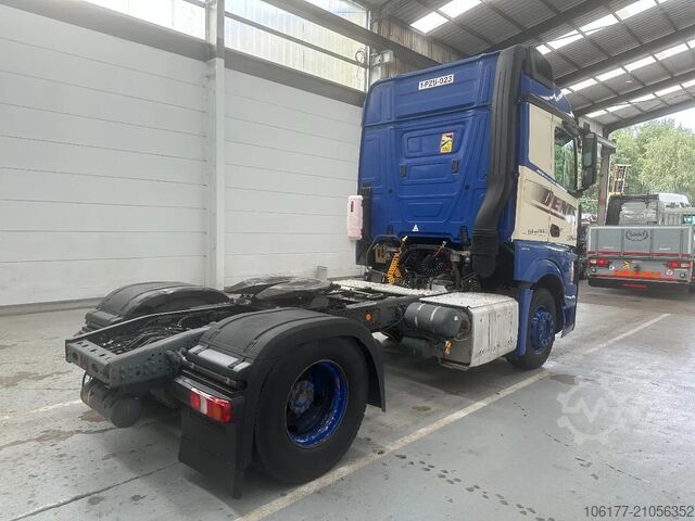 Standard-SZM Mercedes-Benz Actros 1845 AIRCO / ADR