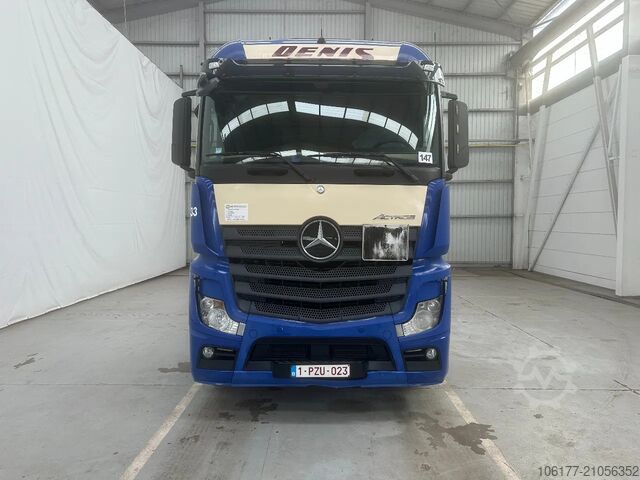 Standard-SZM Mercedes-Benz Actros 1845 AIRCO / ADR