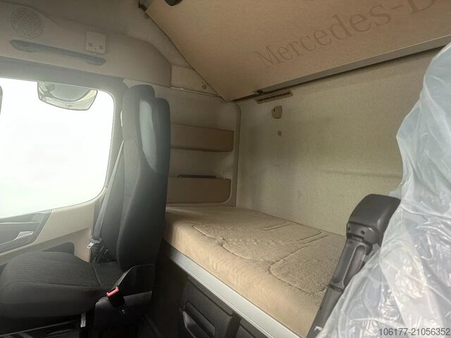 Standard-SZM Mercedes-Benz Actros 1845 AIRCO / ADR