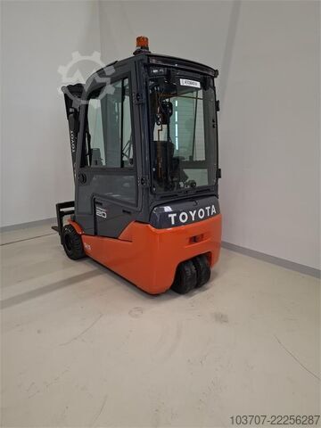 Forklift Toyota 8FBE20T