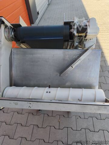 Conveyor belt with separating screw Frasch Förderband