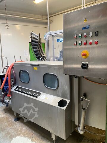 RICO, ADELSKI, PAC SYSCONA, ICS, ANKER, Keyence Abfülllinie für Glasflaschen (Mehrweg) (2011) RICO, ADELSKI, PAC Abfülllinie für Glasflaschen (Mehrweg)