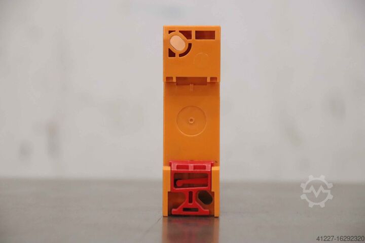 Time relay Schleicher KZT11