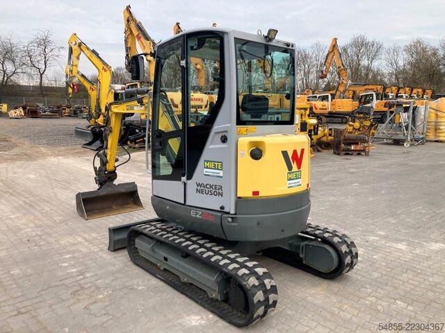 Mini excavator Wacker Neuson EZ26