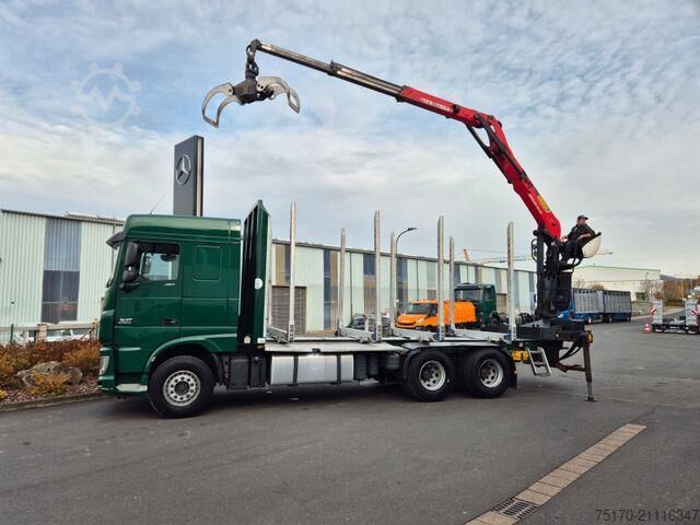 Holztransporter DAF XF 460 6x4 Epsilon M12Z91