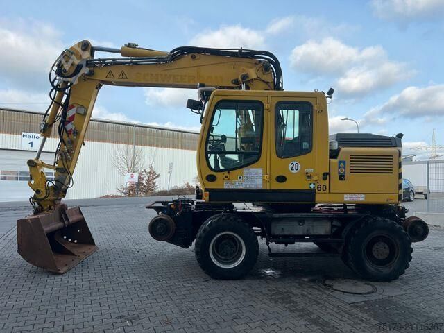 Radbagger Liebherr A 900 C ZW Litronic / 18.866h / 2008