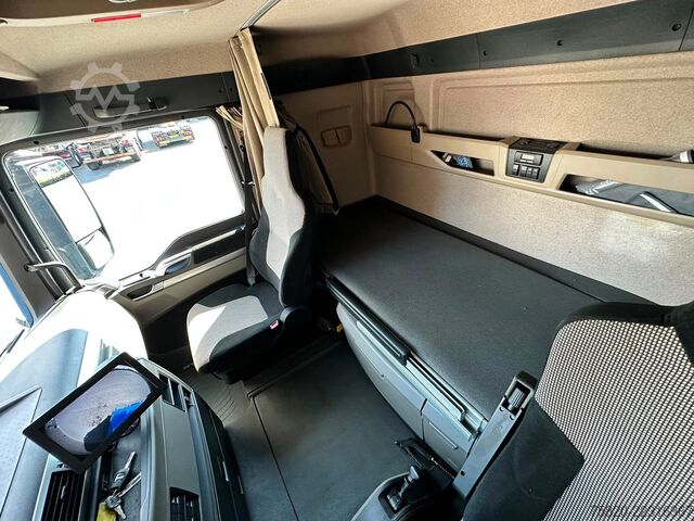 Standard-SZM MAN TGX 26.500 6X2 TREKKER + HYDRAULIC