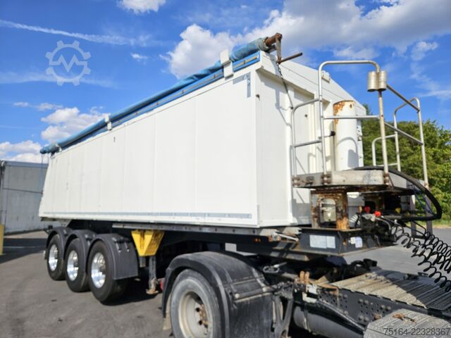 Tipper semitrailer LANGENDORF SKA 24/30 Alukastenmulde Thermo