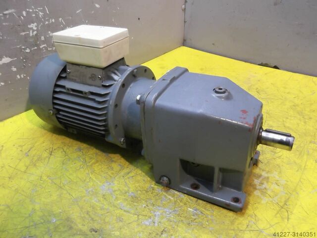 Gear motor 0.37 kW 50 rpm Nord SK71L/4