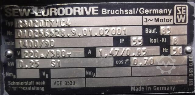 Gear motor 0.25 kW 90 rpm SEW-EURODRIVE R302DT71C4