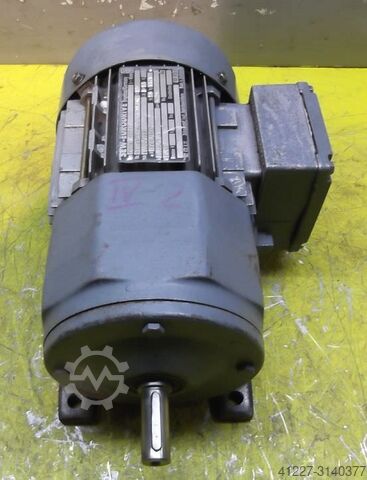 Geared motor 0.37 kW 222 rpm SEW Eurodrive R302DT71D4