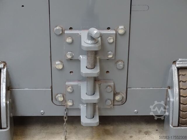 Tow Tractor Jungheinrich EZS C40