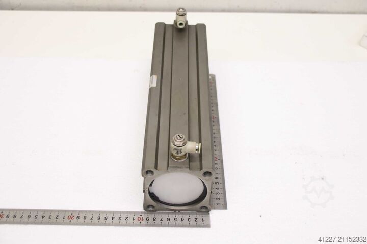 Kompaktzylinder SMC ECDQ2A80-300DC  Hub 30 mm