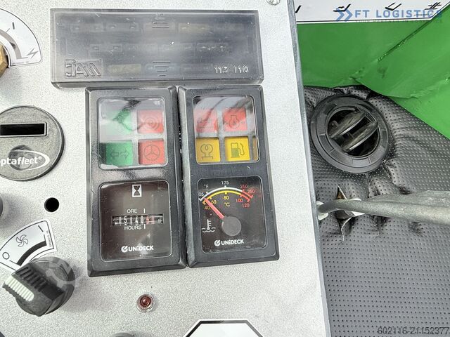 Vierwegestapler Combilift C8000 / GAS / DUPLEXX 4700 / FREE LIFT