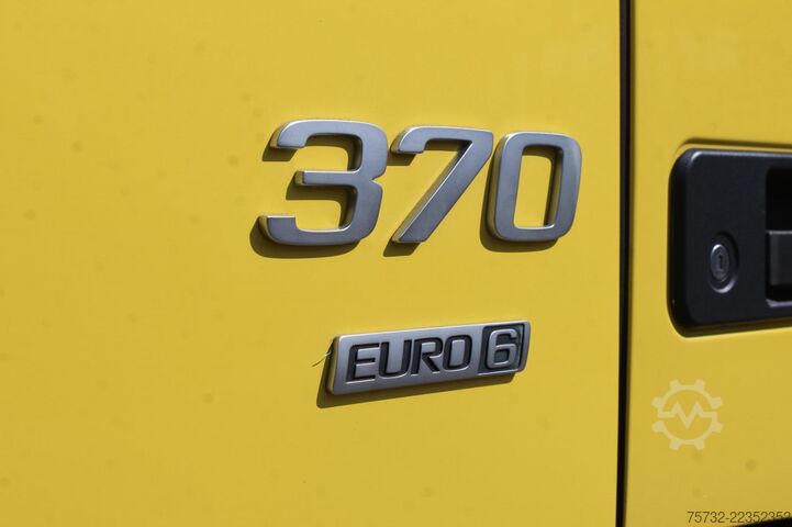 Standard tractor unit Volvo FM 370 E6 Flach Schlafkabine I-Shift NUR 120Tkm