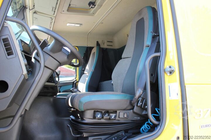 Standard tractor unit Volvo FM 370 E6 Flach Schlafkabine I-Shift NUR 120Tkm