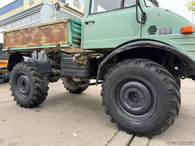 Tipper Mercedes-Benz Unimog 403, Pritsche, Kipper, 72 PS, voll funkt...