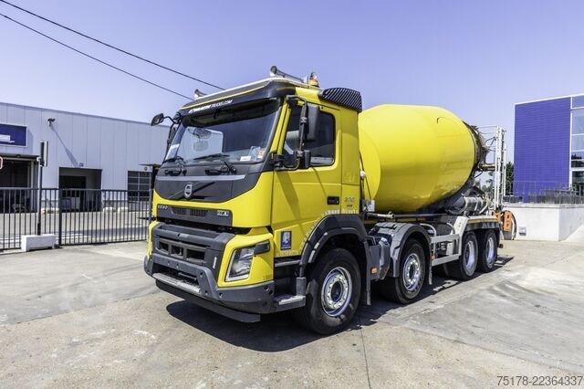 Mixer VOLVO FMX 370 + LIEBHERR 10 m3