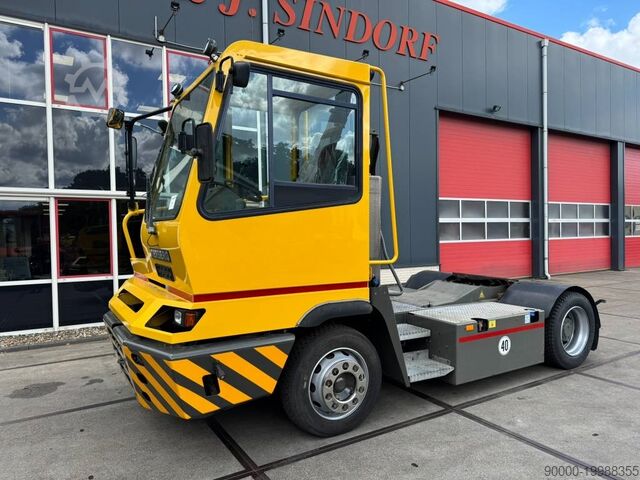 Terminal tractor Terberg YT222