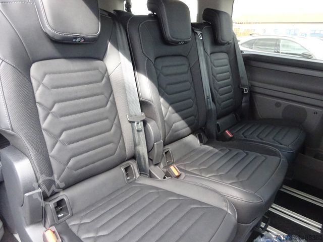 Minibus FORD Tourneo Custom L1 Titanium 2.5L PHEV B&O Kam Nav
