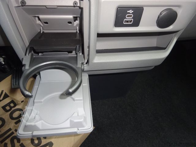 Minibus FORD Tourneo Custom L1 Titanium 2.5L PHEV B&O Kam Nav