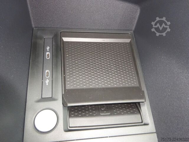 Panel van FORD Transit Connect Limited L2 Kasten AWD Stndhz AHK