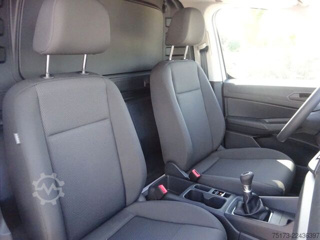 Panel van FORD Transit Connect Trend Kasten L1  AWD AHK 2xS.Tür