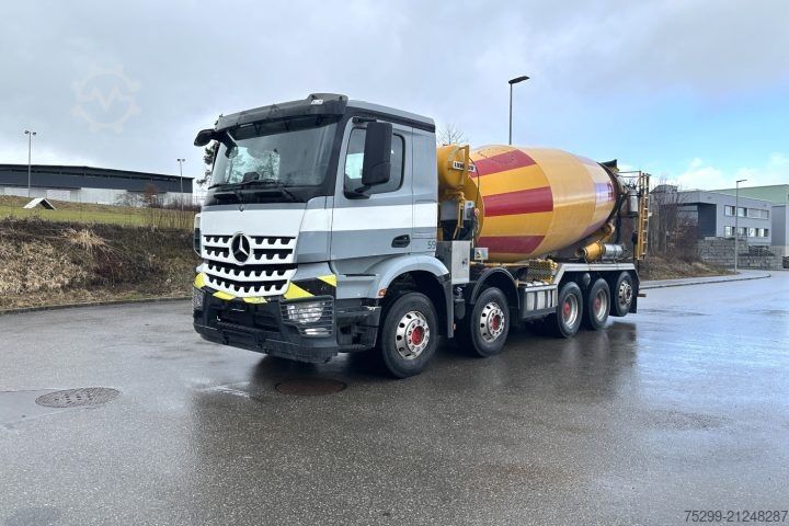 Betonmischer LKW Mercedes-Benz Arocs 4451 Liebherr 12m³ / Swiss-Vehicle