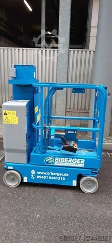 Vertical mast lift Genie GRC 12