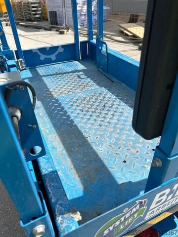 Scissor lift Genie GS 1432m
