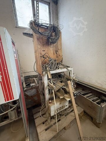 Finger jointing line GOETZINGER Keilzinkenanlage