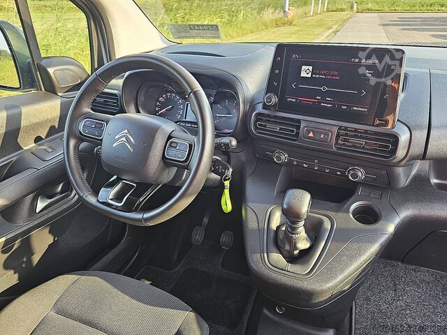 Suitcase Citroën BERLINGO 1.5 L1 Navi NAP Euro6 AC