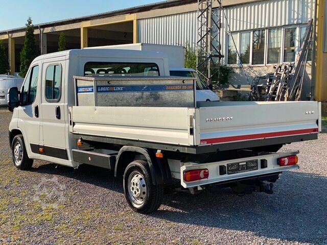 Pick-up van Peugeot Boxer L3 Pritsche Doka 140 Klima