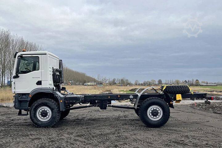 Chassis with cab MAN TGM 18.250 BB CH Chassis Cabin (10 units)